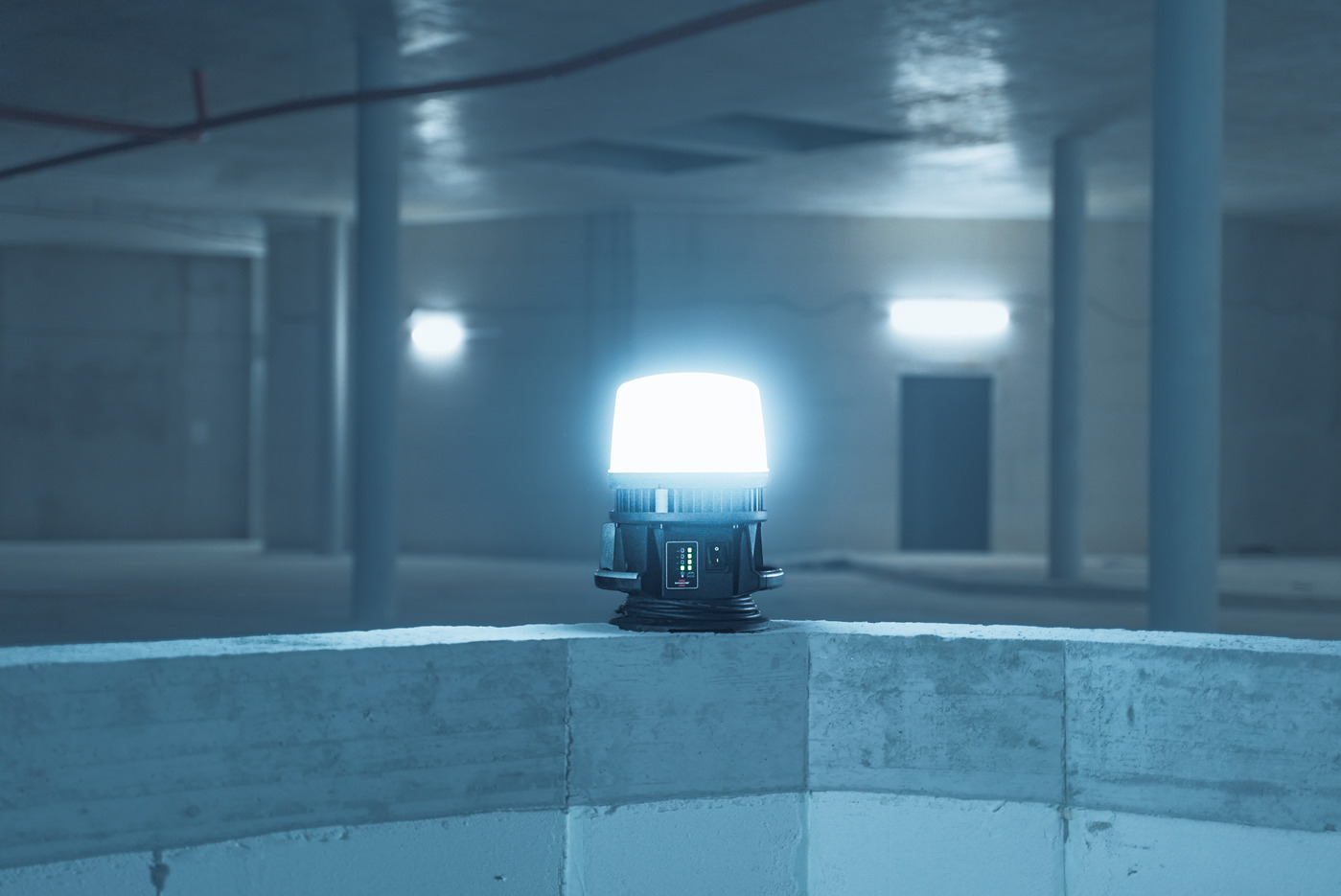 Lighting duration depending on the battery used